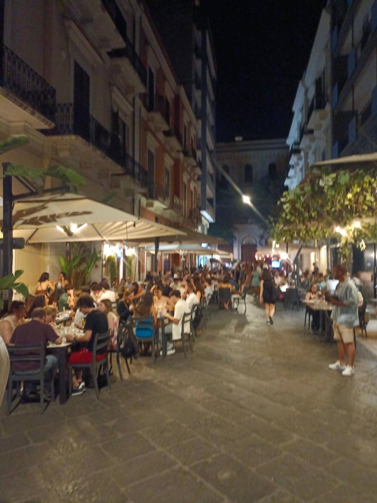 Suite Vecchia Dante Bari Dış mekan fotoğraf